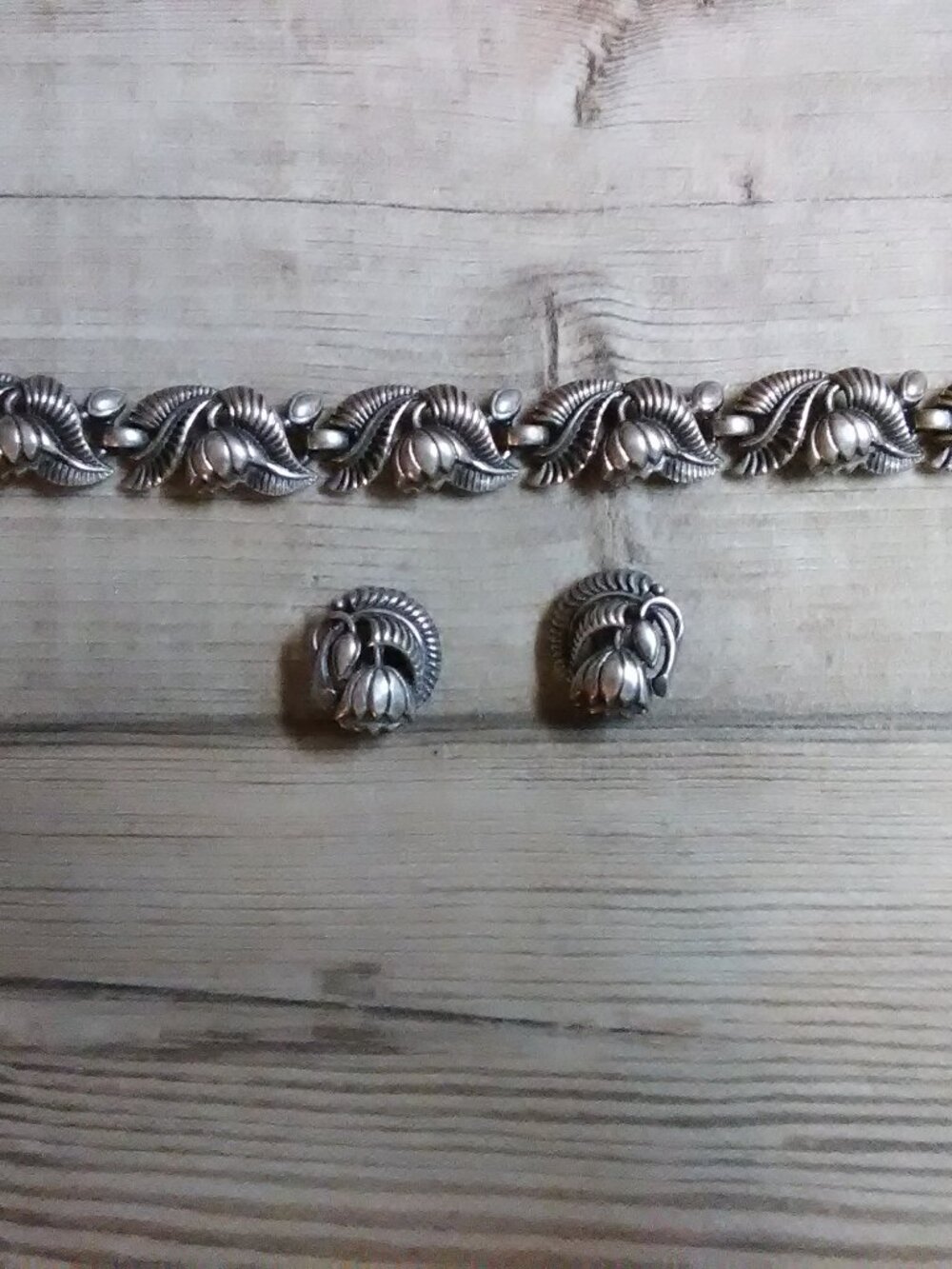 Trifari bracelet & earrings set - pewter look finish - lotus or tulip flowers ?